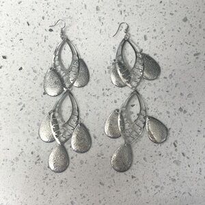 Silver drops dangling earrings